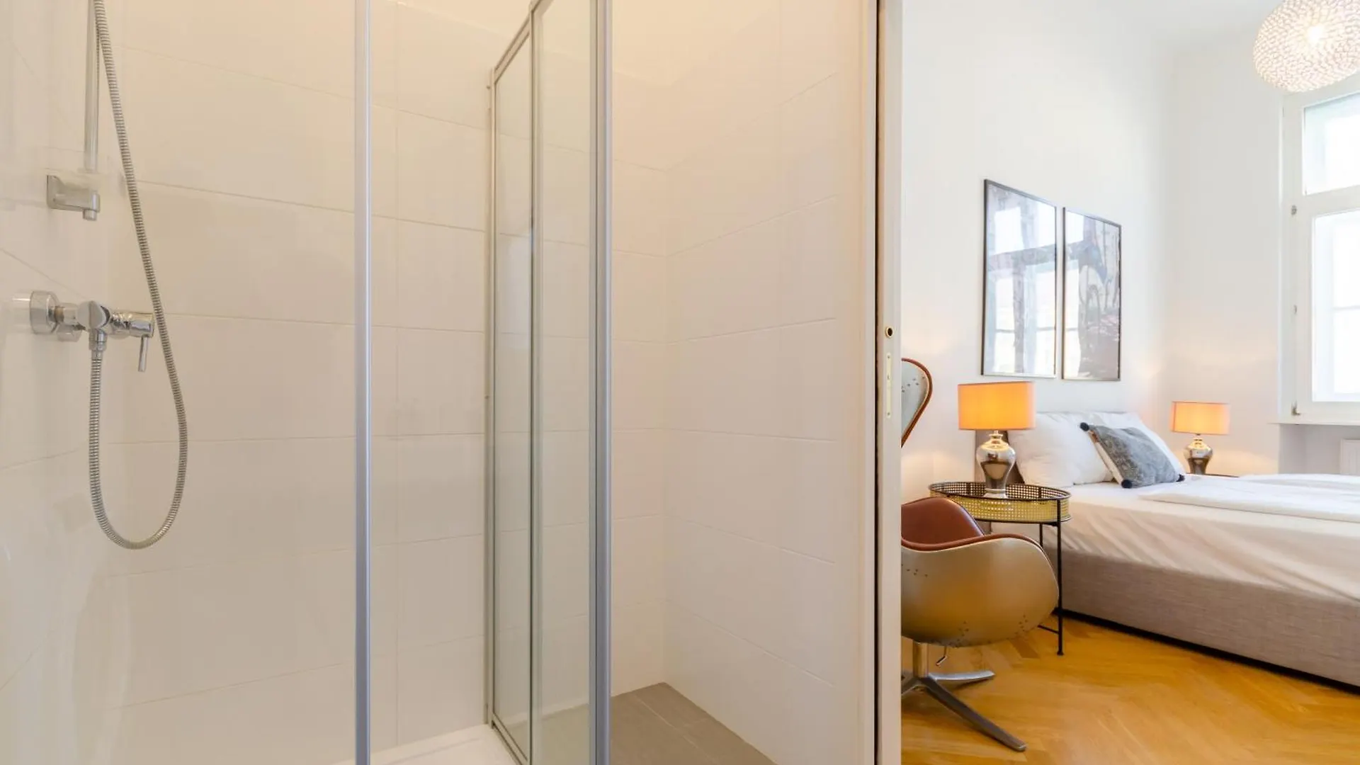 וינה Charming Historical Apartments Near City Centre אוסטריה