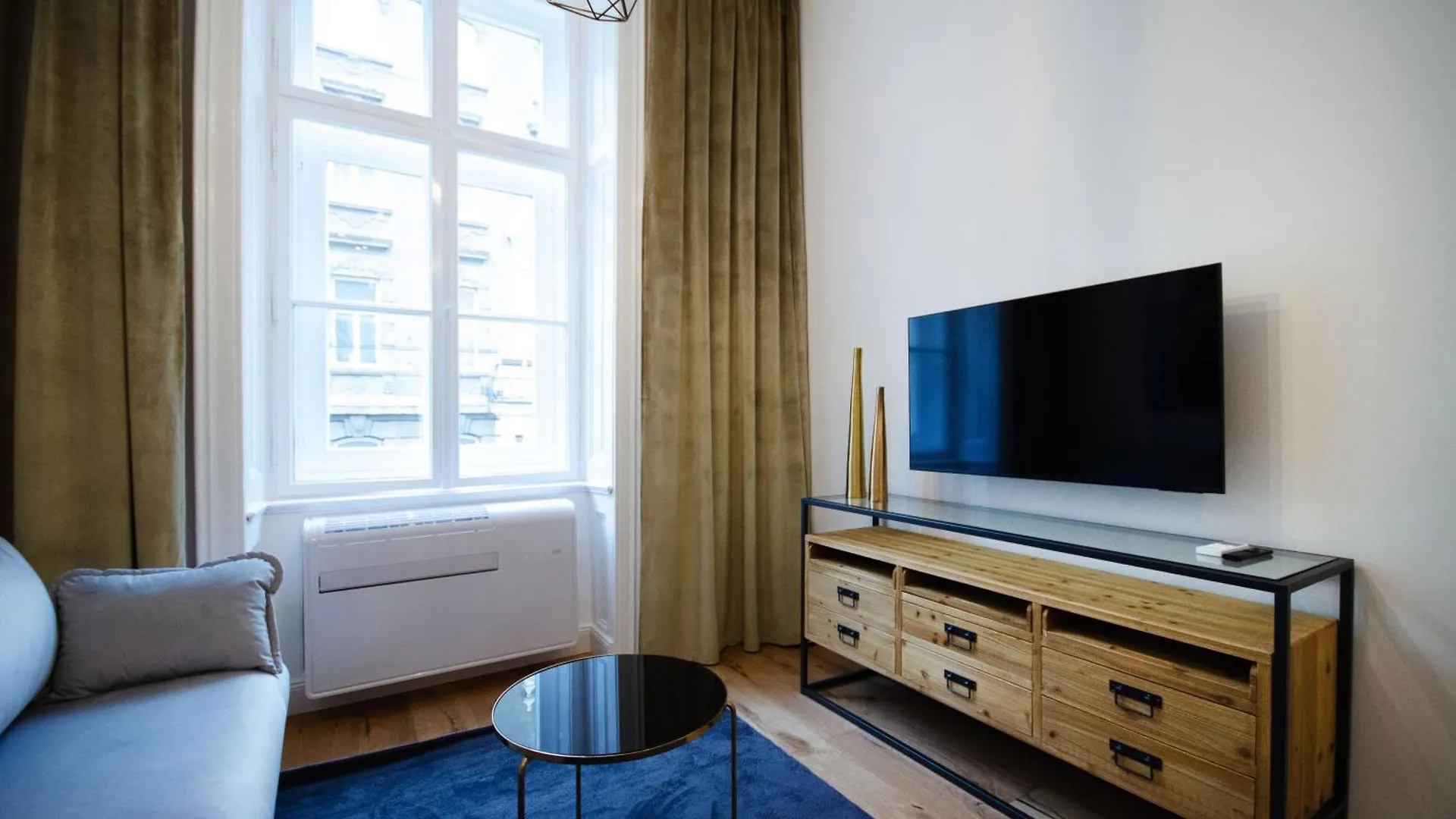 וינה Charming Historical Apartments Near City Centre אוסטריה