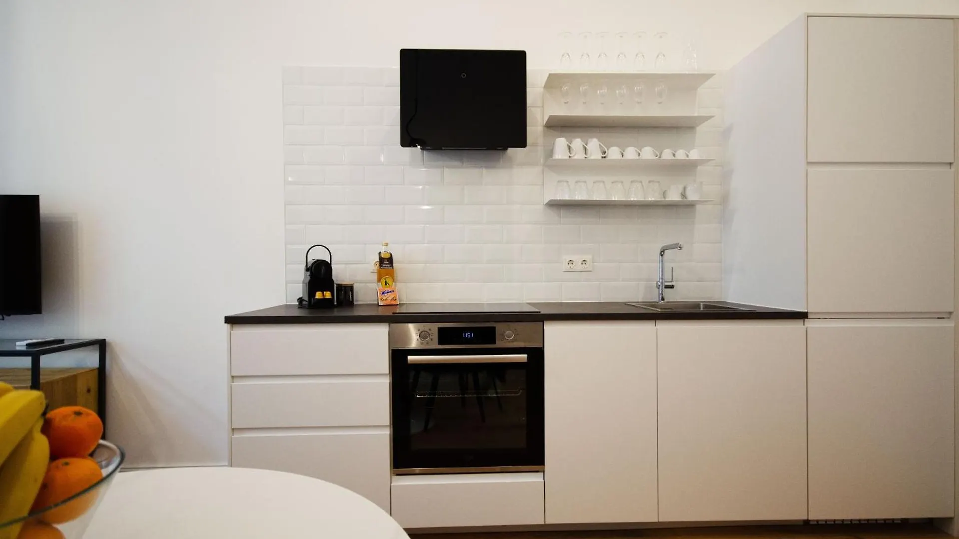 וינה Charming Historical Apartments Near City Centre